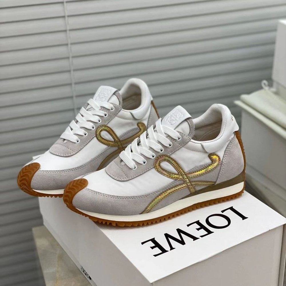 💕💕Loewe Flow Runner Sneakers💕💕